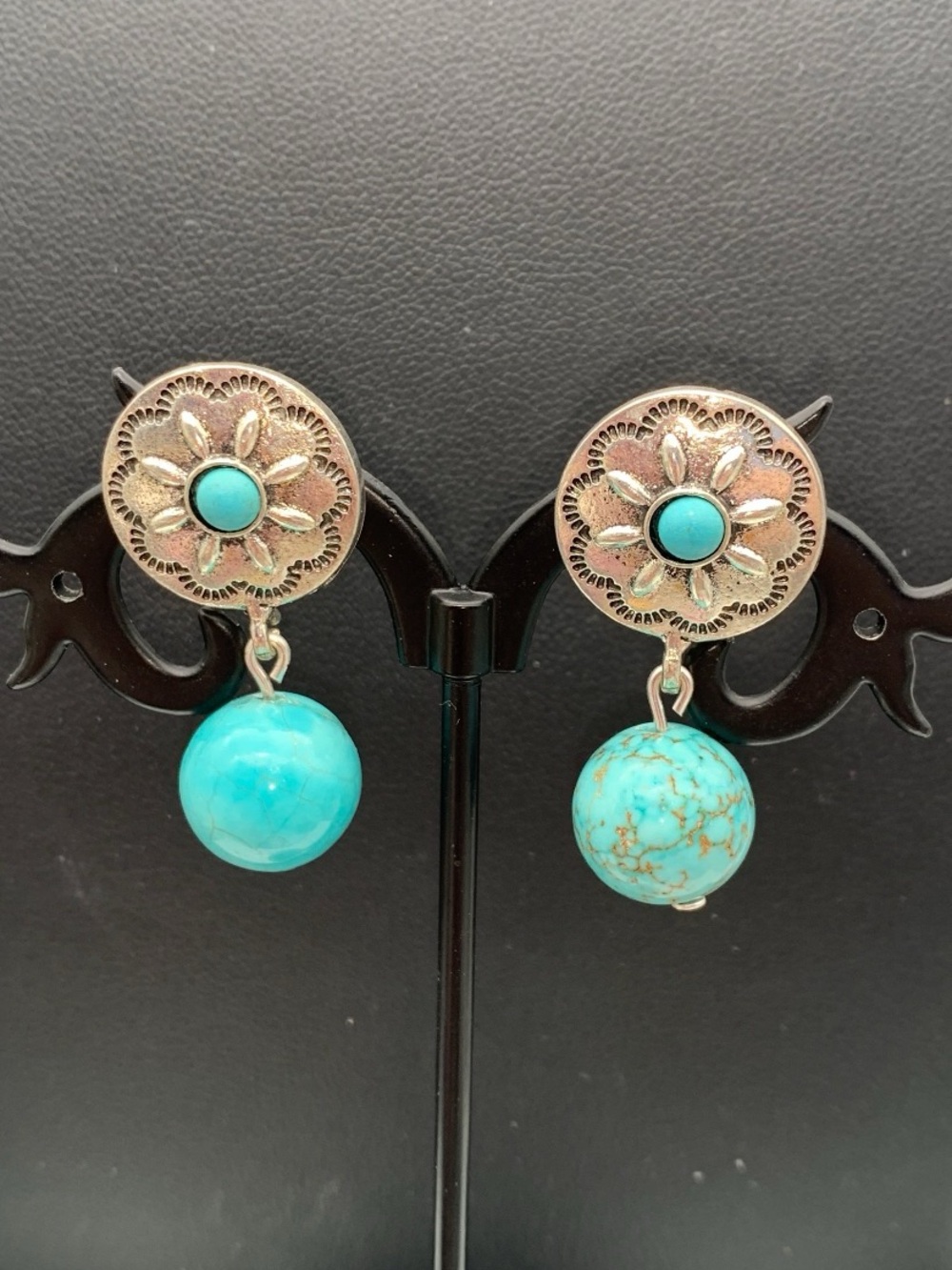 Western / southwestern Turquoise dyed Howlite drop Floral Silver tone Earrings